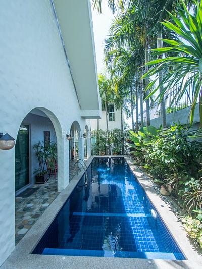 RAW6092: Beautiful 3 (up to 5) bedrooms Villa in Rawai with office and gym. Photo #2
