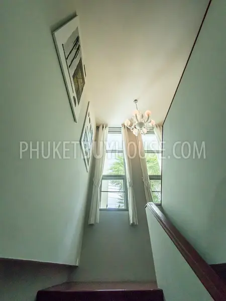 RAW6092: Beautiful 3 (up to 5) bedrooms Villa in Rawai with office and gym. Photo #8