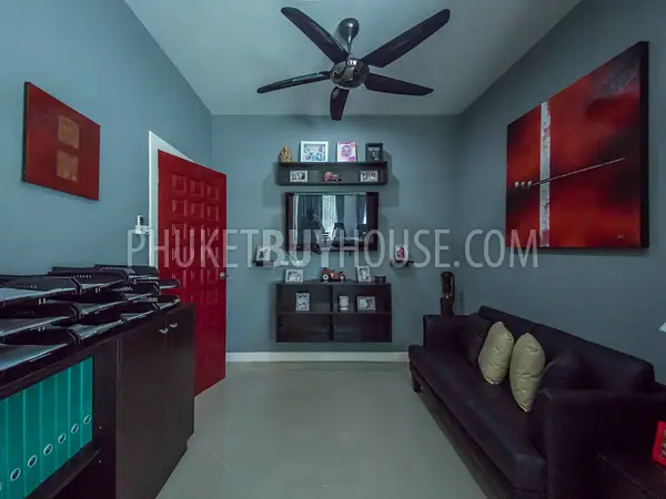 RAW6092: Beautiful 3 (up to 5) bedrooms Villa in Rawai with office and gym. Photo #12
