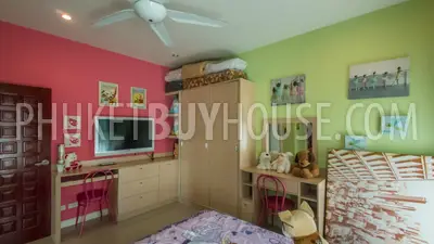 RAW6092: Beautiful 3 (up to 5) bedrooms Villa in Rawai with office and gym. Photo #16