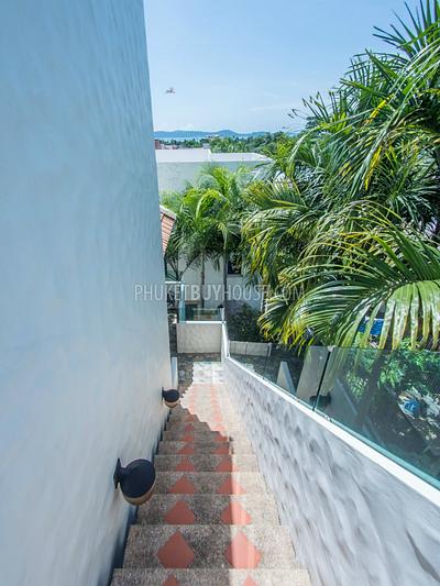RAW6092: Beautiful 3 (up to 5) bedrooms Villa in Rawai with office and gym. Photo #20