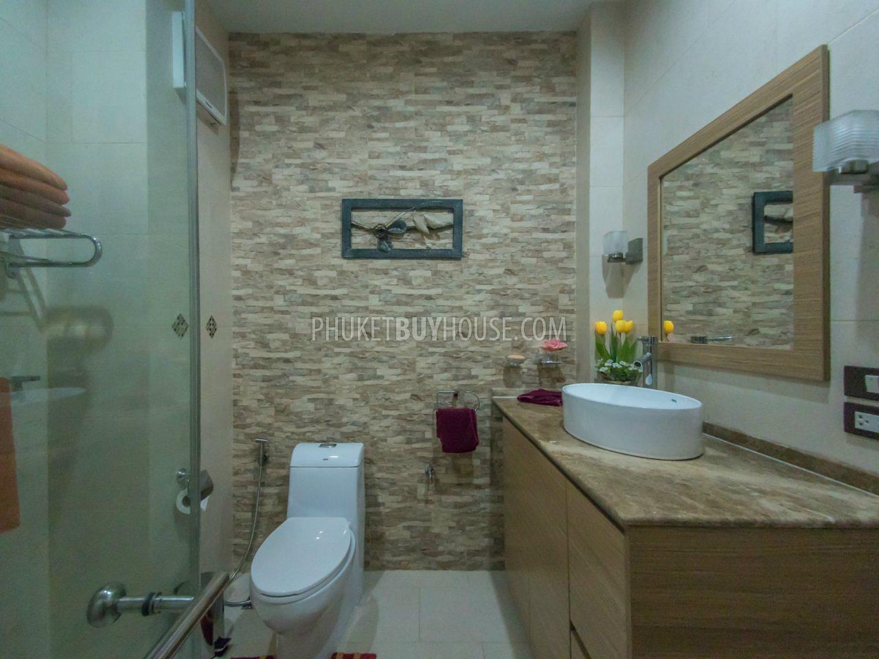 RAW6092: Beautiful 3 (up to 5) bedrooms Villa in Rawai with office and gym. Photo #27