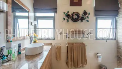RAW6092: Beautiful 3 (up to 5) bedrooms Villa in Rawai with office and gym. Photo #35