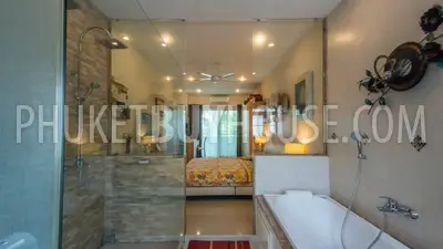 RAW6092: Beautiful 3 (up to 5) bedrooms Villa in Rawai with office and gym. Photo #38