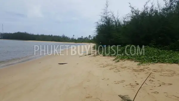 PHA6136: 13 Rai of Land near Sarasin Bridge. Photo #4