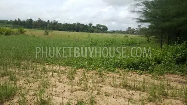 PHA6136: 13 Rai of Land near Sarasin Bridge. Photo #12