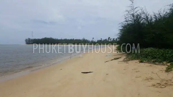 PHA6136: 13 Rai of Land near Sarasin Bridge. Photo #13