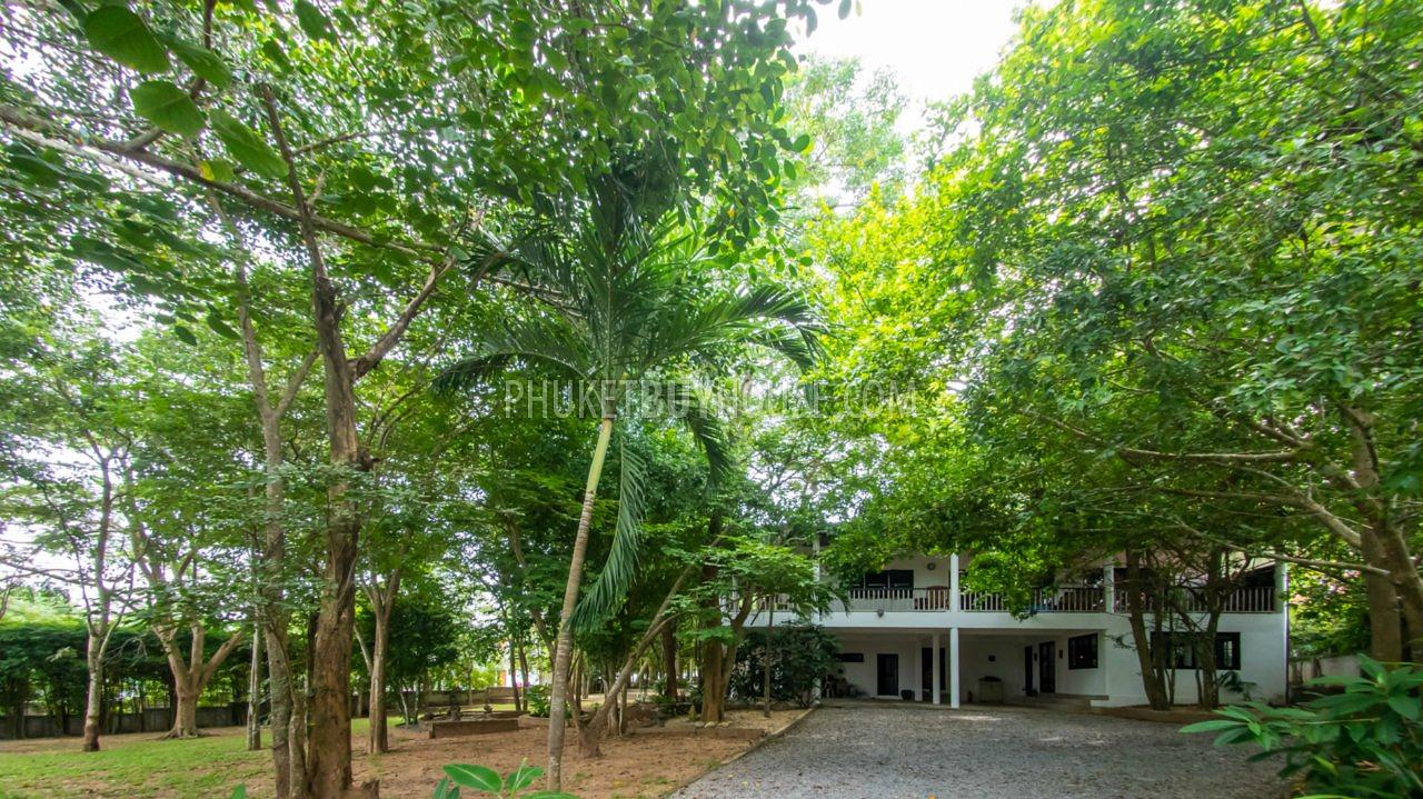 RAW6144: 3-bedroom Villa on a huge plot of land in the Rawai area. Photo #27