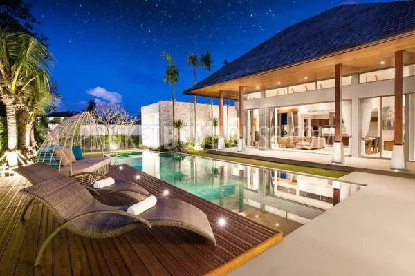 LAY7103: Private Pool 4 Bedroom Luxury Villa with Big Land Plot in Layan. Photo #1