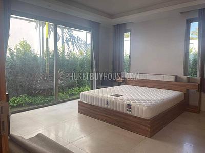 LAY7103: Private Pool 4 Bedroom Luxury Villa with Big Land Plot in Layan. Photo #8