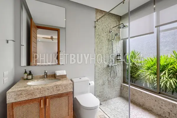 LAY7103: Private Pool 4 Bedroom Luxury Villa with Big Land Plot in Layan. Photo #18
