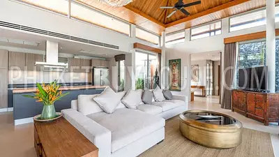 LAY7103: Private Pool 4 Bedroom Luxury Villa with Big Land Plot in Layan. Photo #17