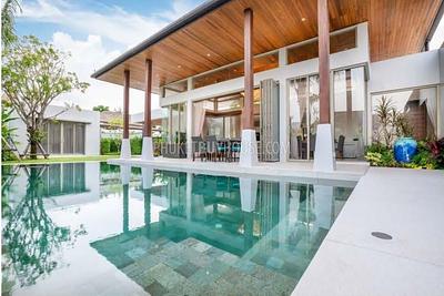 LAY7103: Private Pool 4 Bedroom Luxury Villa with Big Land Plot in Layan. Photo #25