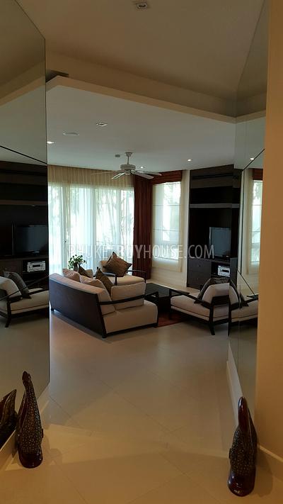 LAY6936: Gorgeous 3 bedroom Apartment in Layan beach area. Photo #10