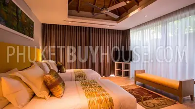 LAY6180: Charming villa with indescribable sea views in the silence of a tropical forest near Layan Beach. Photo #15