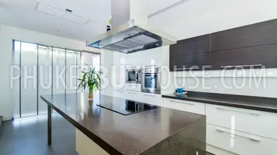 LAY6181: Villa with amazing views of the green valley and the endless sea in the area of ​​Layan Beach. Photo #9