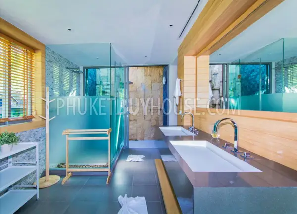 LAY6181: Villa with amazing views of the green valley and the endless sea in the area of ​​Layan Beach. Photo #19