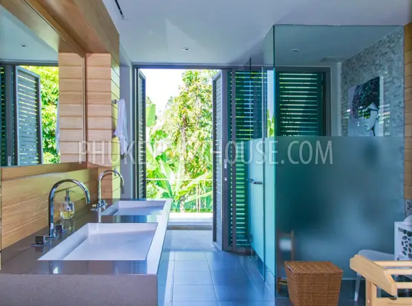 LAY6181: Villa with amazing views of the green valley and the endless sea in the area of ​​Layan Beach. Photo #20