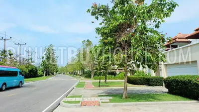 BAN6165: Spacious Townhome with private pool and lake view in Laguna area. Fotoğraf #32