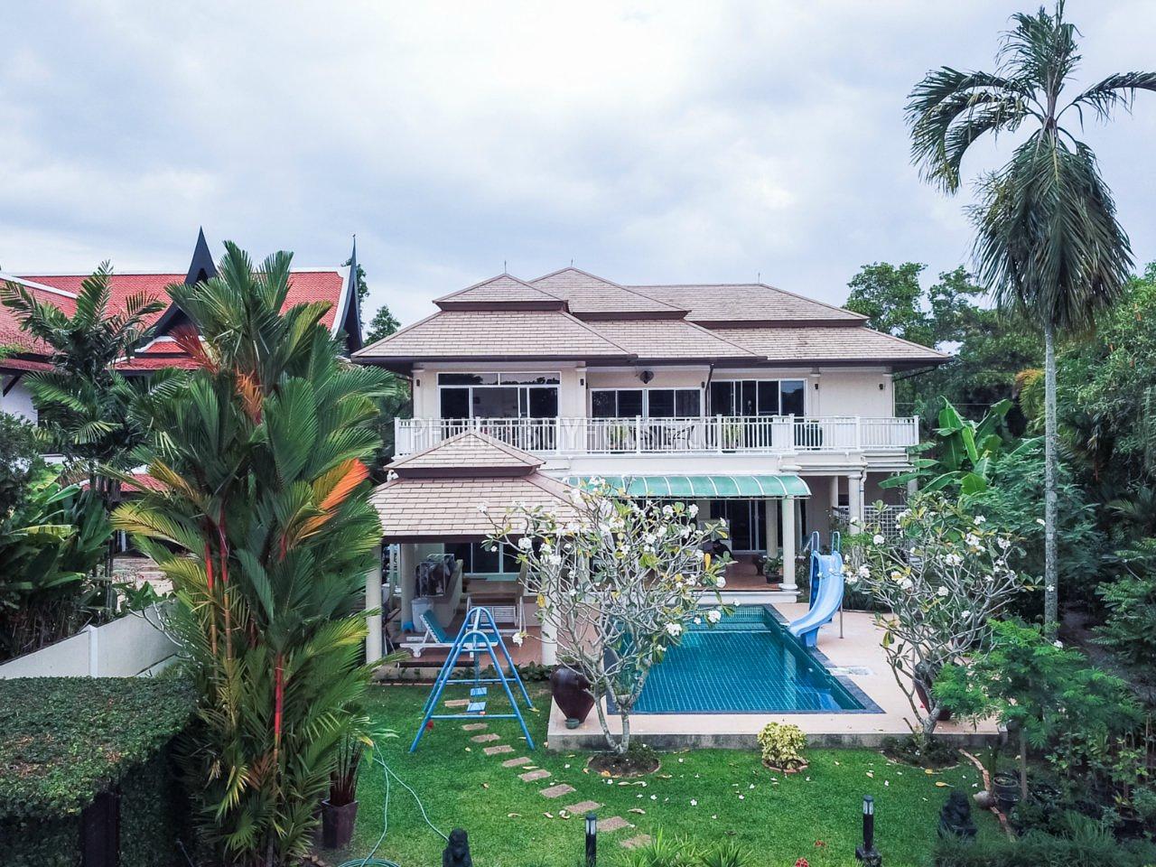 BAN6220: Cozy House with a Magical View and 3+1 Bedrooms in Laguna area. Photo #47