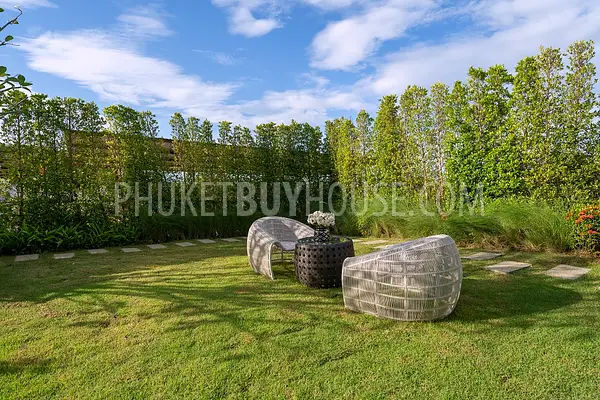 RAW6227: Elegant Modern Villa within Walking Distance to the Sea in Rawai Area. Photo #3