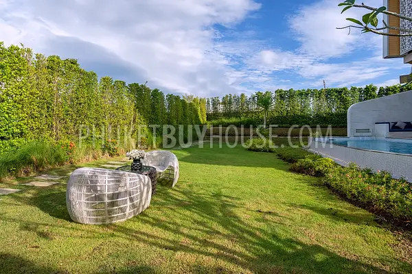 RAW6227: Elegant Modern Villa within Walking Distance to the Sea in Rawai Area. Photo #5