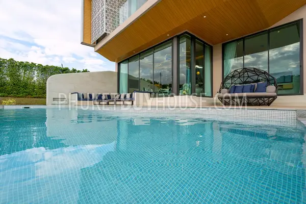 RAW6227: Elegant Modern Villa within Walking Distance to the Sea in Rawai Area. Photo #8