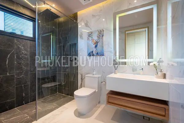 RAW6227: Elegant Modern Villa within Walking Distance to the Sea in Rawai Area. Photo #22
