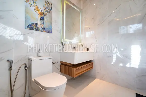 RAW6227: Elegant Modern Villa within Walking Distance to the Sea in Rawai Area. Photo #37