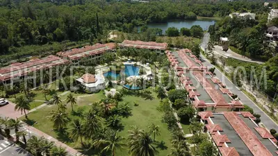 BAN6199: Villa by the lake in the most prestigious area of ​​Phuket, near Bang Tao beach. Fotoğraf #3