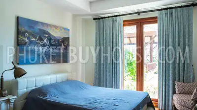 BAN6199: Villa by the lake in the most prestigious area of ​​Phuket, near Bang Tao beach. Fotoğraf #16