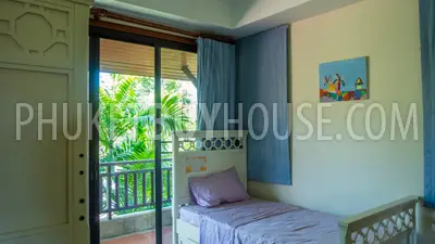 BAN6199: Villa by the lake in the most prestigious area of ​​Phuket, near Bang Tao beach. Fotoğraf #27