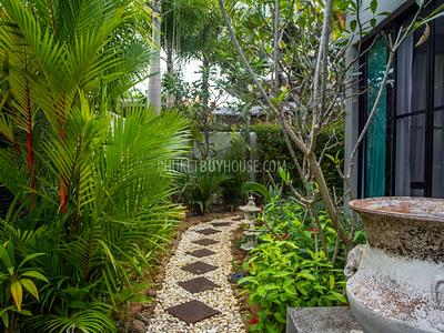 NAI6210: Three Bedroom Tropical Villa near by Nai Harn Beach. Photo #3