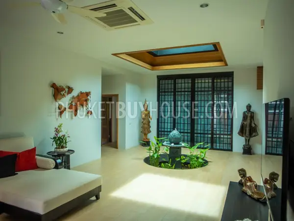 NAI6210: Three Bedroom Tropical Villa near by Nai Harn Beach. Photo #5