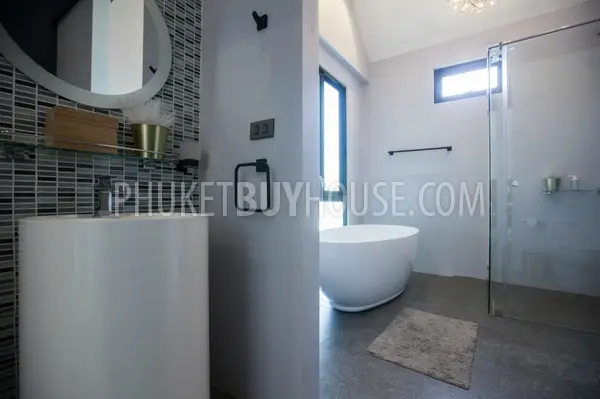CHE6243: The Project of Cozy Villas in Loft Style Design in the Heart of the Island - Cherng Talay. Fotoğraf #45