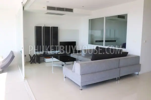 KAR6251: Apartment with 2 Bedrooms in the Famous Condo with Stunning Sea View in Karon Beach area. Photo #7