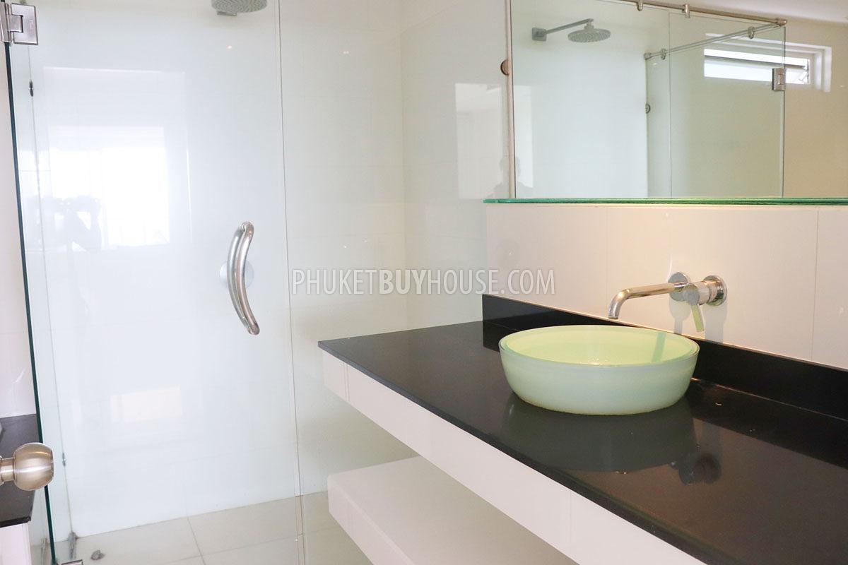 KAR6251: Apartment with 2 Bedrooms in the Famous Condo with Stunning Sea View in Karon Beach area. Photo #15