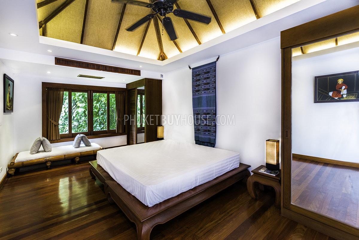 SUR1293: Luxury Three Bedroom Villa in Surin. Photo #9
