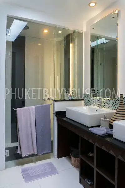 KAT6255: Luxury Penthouse on the 1-st Line with a Fantastic Sea View of Kata Bay. Photo #25