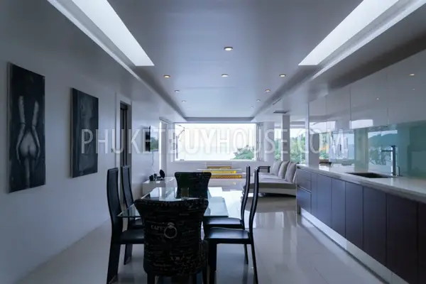 KAT6255: Luxury Penthouse on the 1-st Line with a Fantastic Sea View of Kata Bay. Photo #27