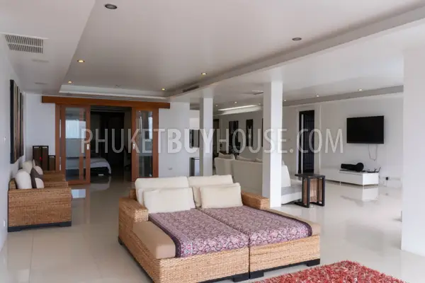KAT6255: Luxury Penthouse on the 1-st Line with a Fantastic Sea View of Kata Bay. Photo #35