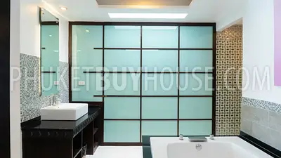KAT6255: Luxury Penthouse on the 1-st Line with a Fantastic Sea View of Kata Bay. Photo #46