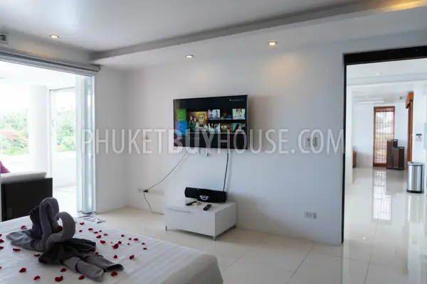 KAT6255: Luxury Penthouse on the 1-st Line with a Fantastic Sea View of Kata Bay. Photo #55