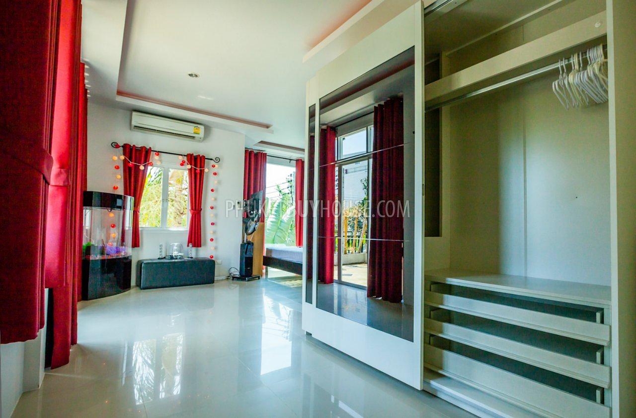 NAI6260: Villa with 2 Bedrooms and an Additional Multi-Functional Room in Rawai area. Photo #4