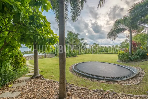 PAN6231: Unique Luxury Villa in the Panwa area, with Unlimited Ocean View. Photo #37