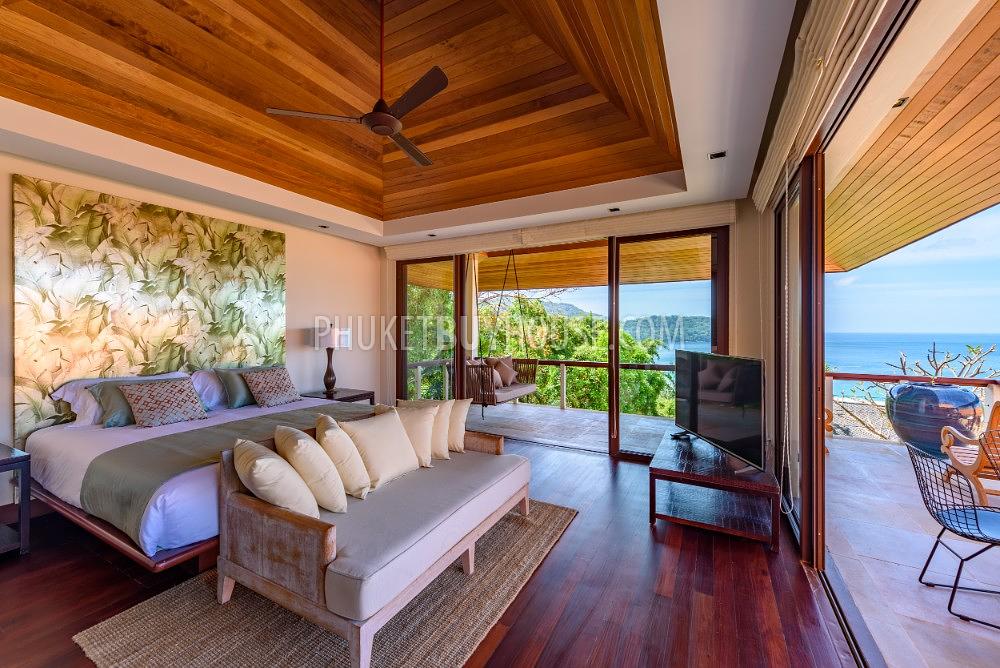 KAT6233: Luxury Villa with 5 Bedrooms and a Huge inner Space near the Mysterious Kata Noi Beach. Photo #12