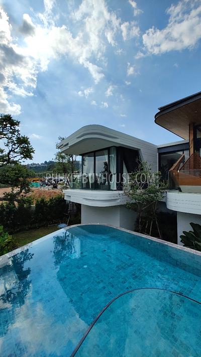 LAY7078: 4-Bedroom Villa on a Big Land Plot in Layan Area. Photo #11