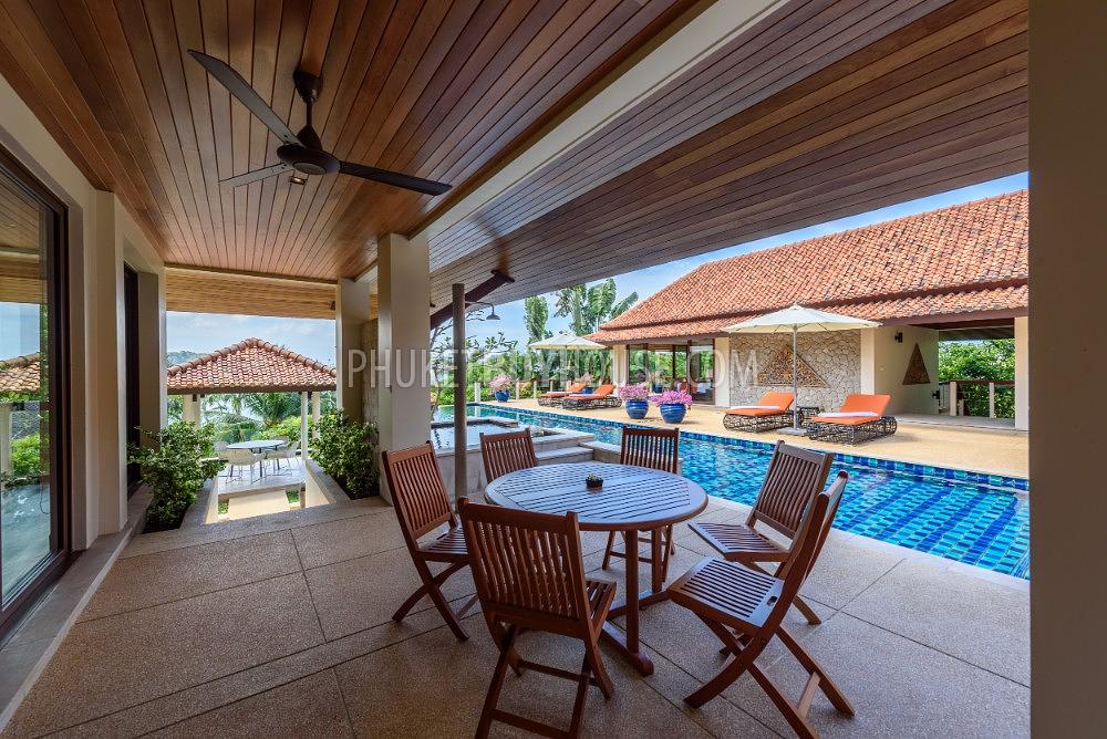 KAT6233: Luxury Villa with 5 Bedrooms and a Huge inner Space near the Mysterious Kata Noi Beach. Photo #37