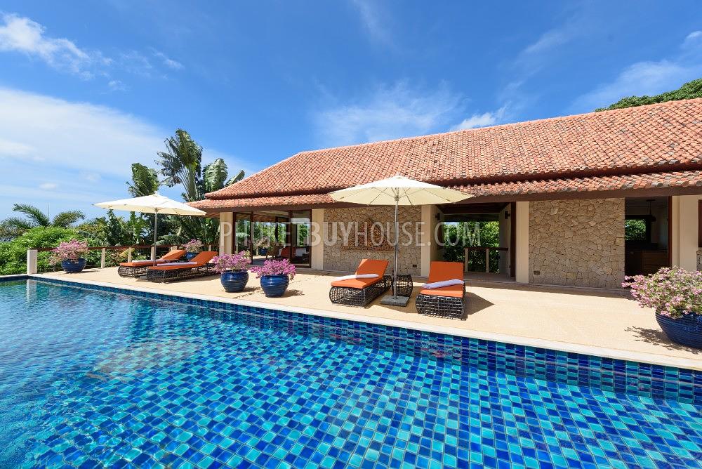 KAT6233: Luxury Villa with 5 Bedrooms and a Huge inner Space near the Mysterious Kata Noi Beach. Photo #39