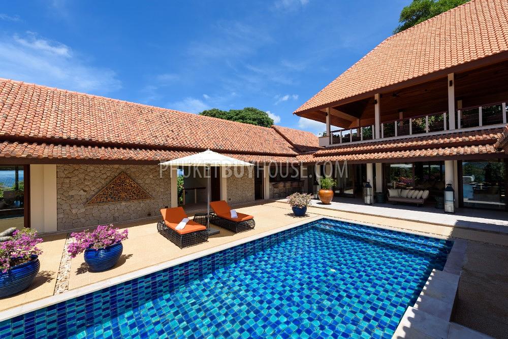 KAT6233: Luxury Villa with 5 Bedrooms and a Huge inner Space near the Mysterious Kata Noi Beach. Photo #43